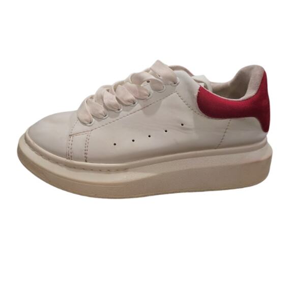 Alexander McQueen Oversized Sneakers in White & Red Lust – EUC Size US 8.5 - Picture 5 of 7